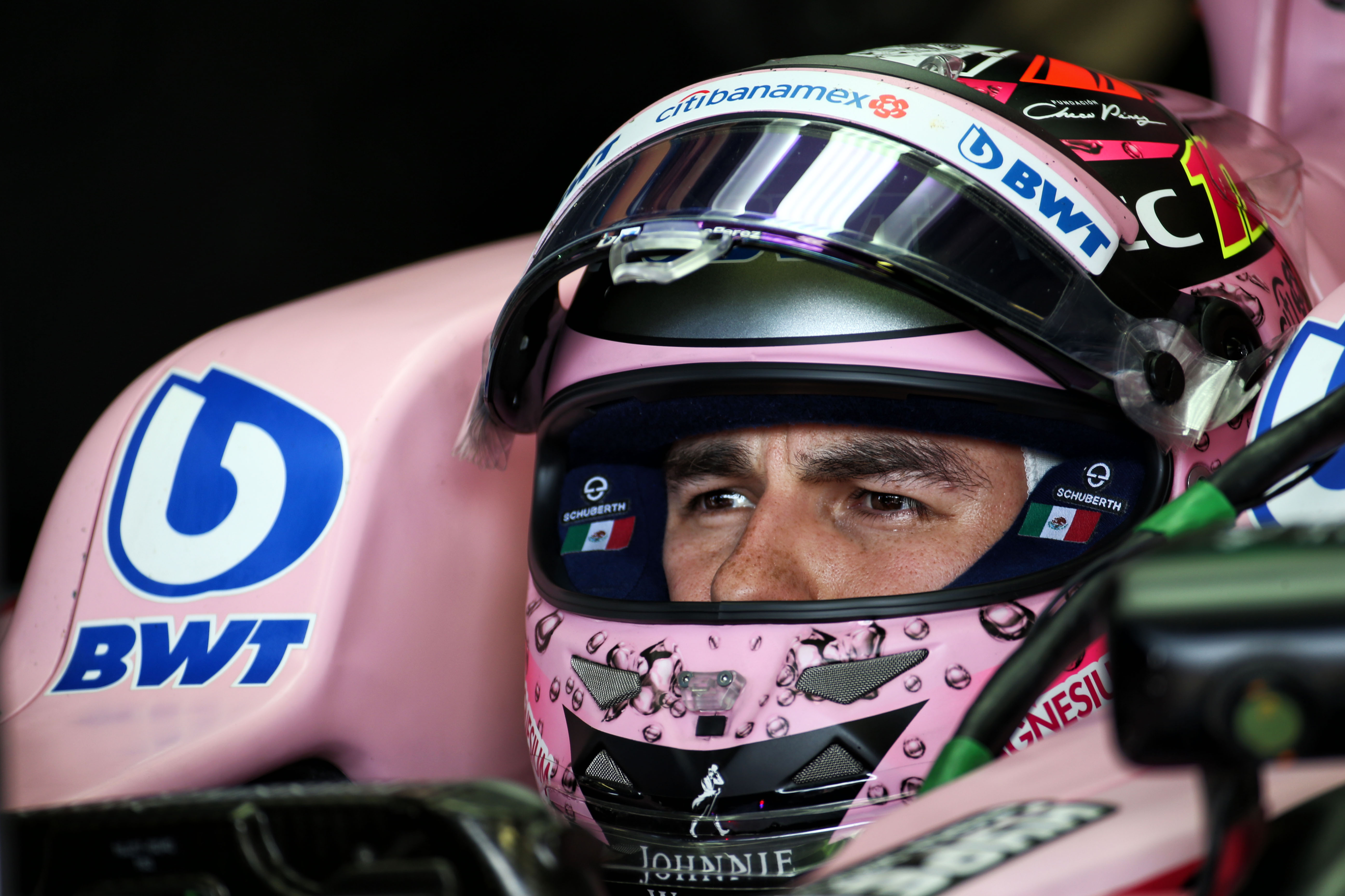 红牛车队轻取红牛二队,佩雷兹关键制胜 红牛车队轻取红牛二队,佩雷兹关键制胜