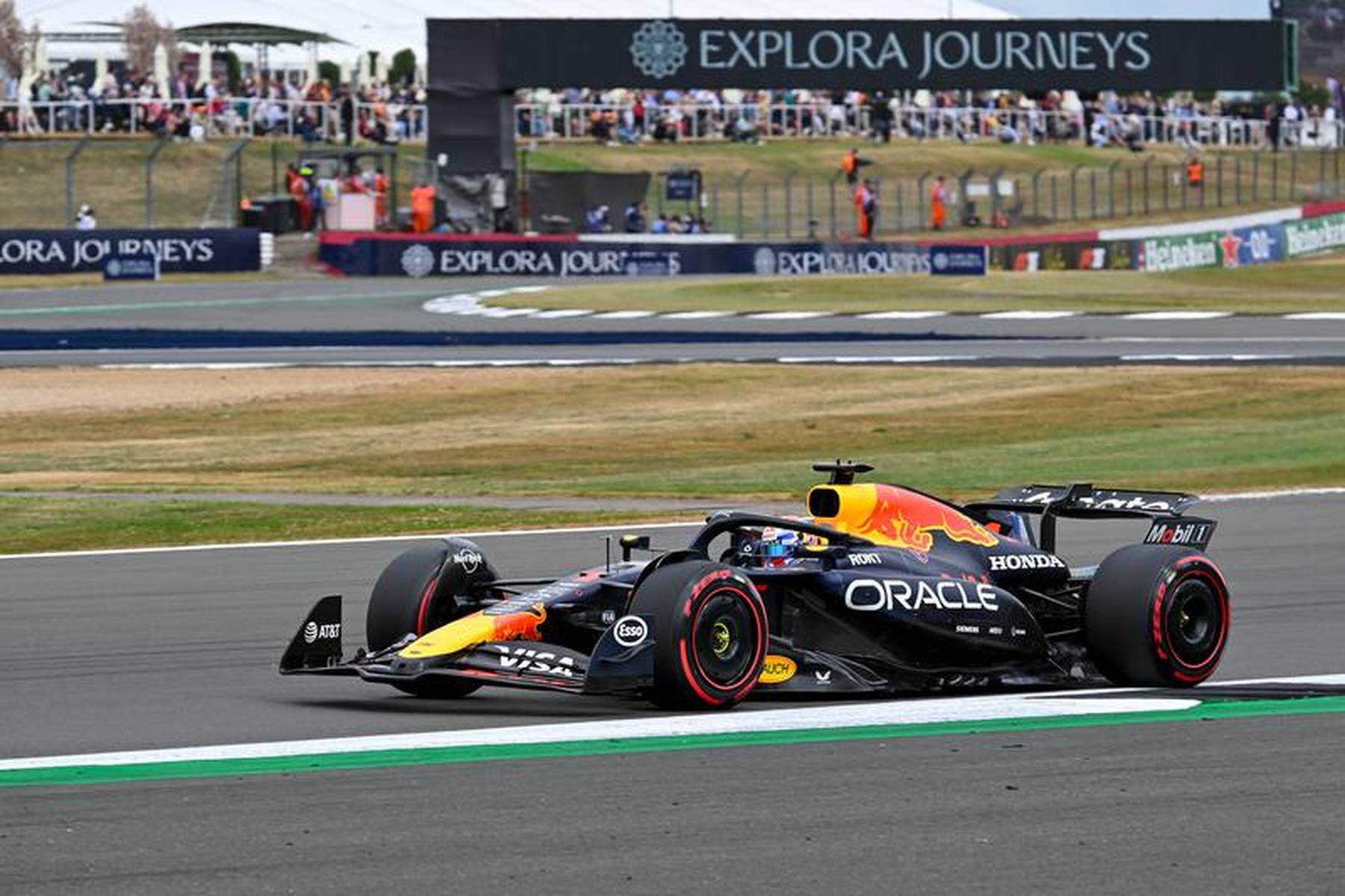 爱游戏大厅-威廉姆斯横扫索伯车队，维斯塔潘点燃赛场