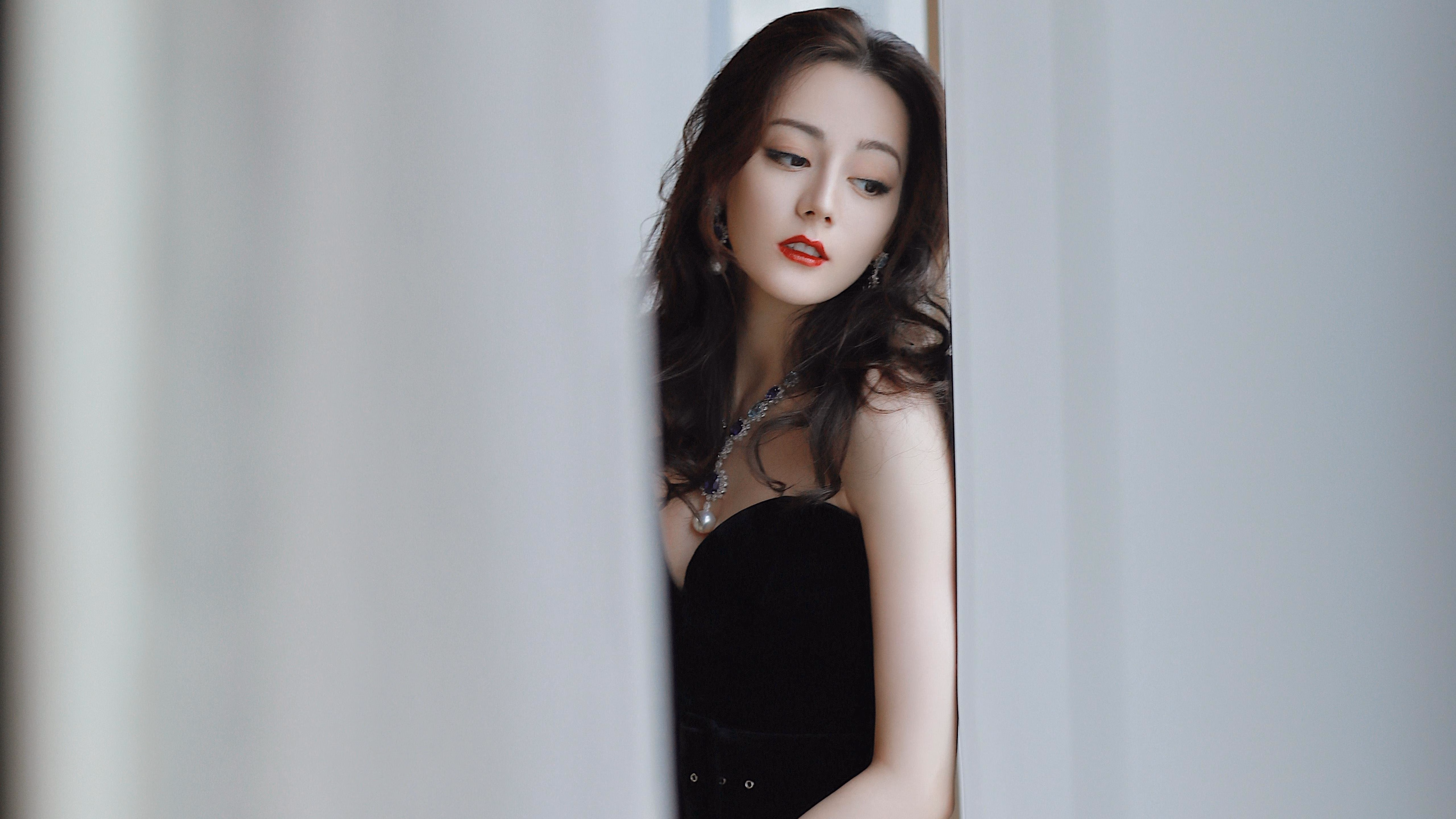 爱游戏官网-当聚光灯锁定斯台普斯，今夜，舞台属于詹姆斯，对手只是布景