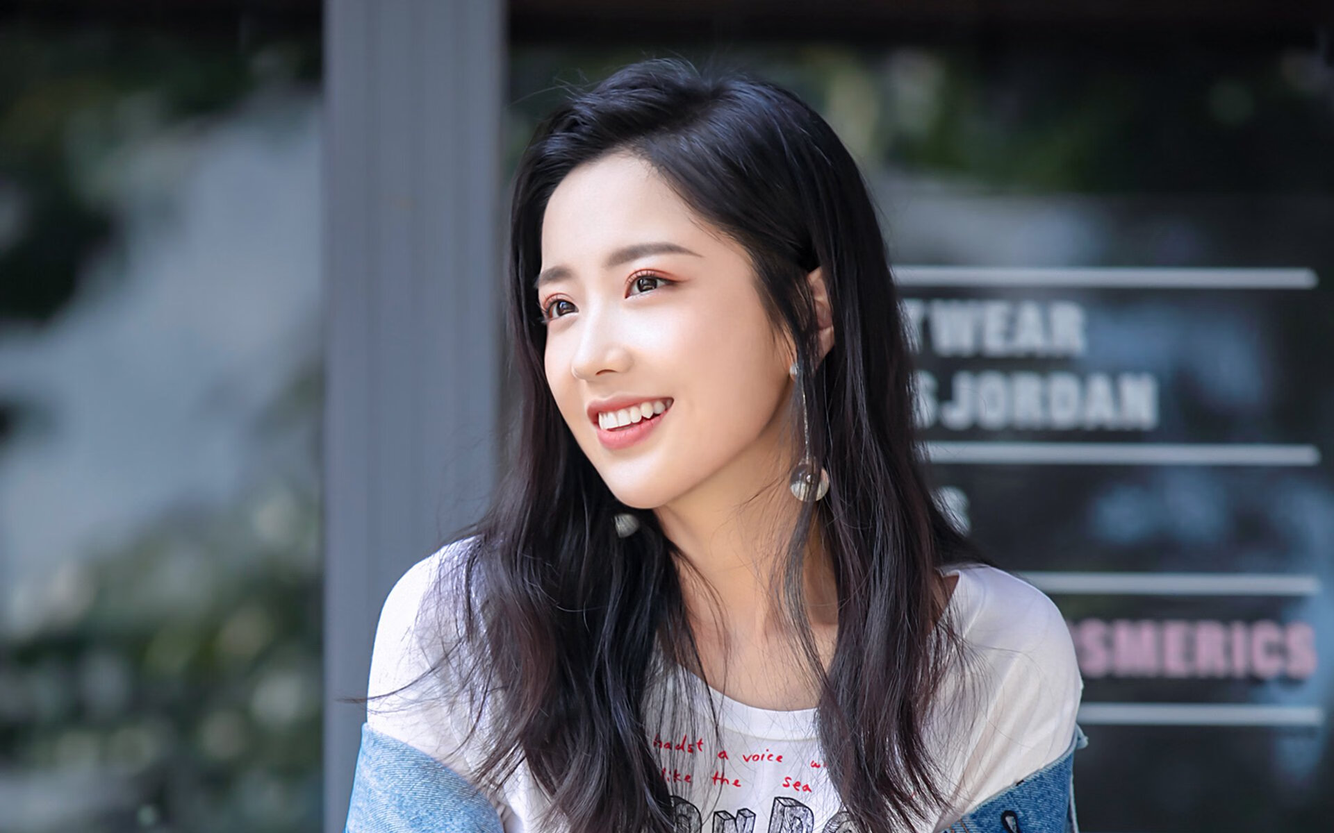 爱游戏-厄瓜多尔节奏掌控阿尔及利亚，京多安成为关键先生—当探戈遇见沙漠之狐的战术棋局