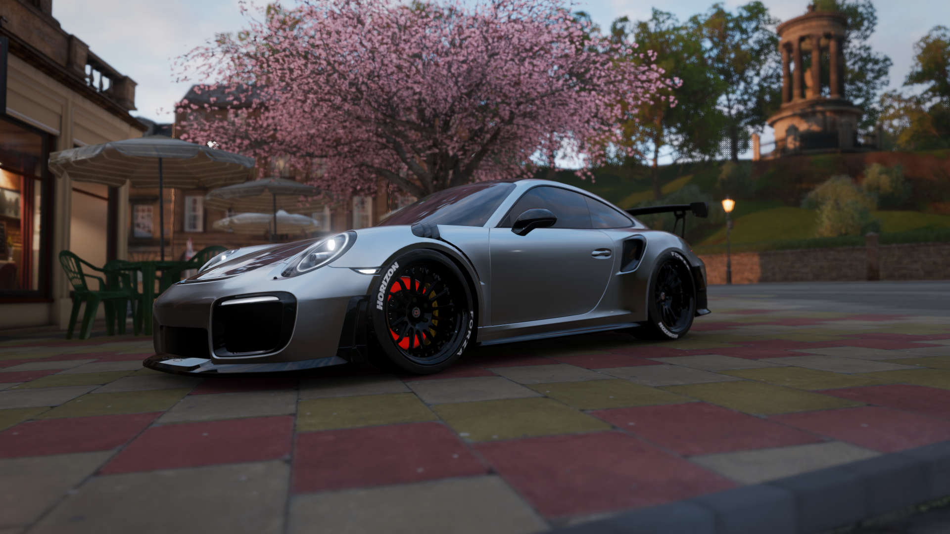 爱游戏APP-篮球之夜的奇妙共振，当华南虎咆哮遇见三分雨刷新历史