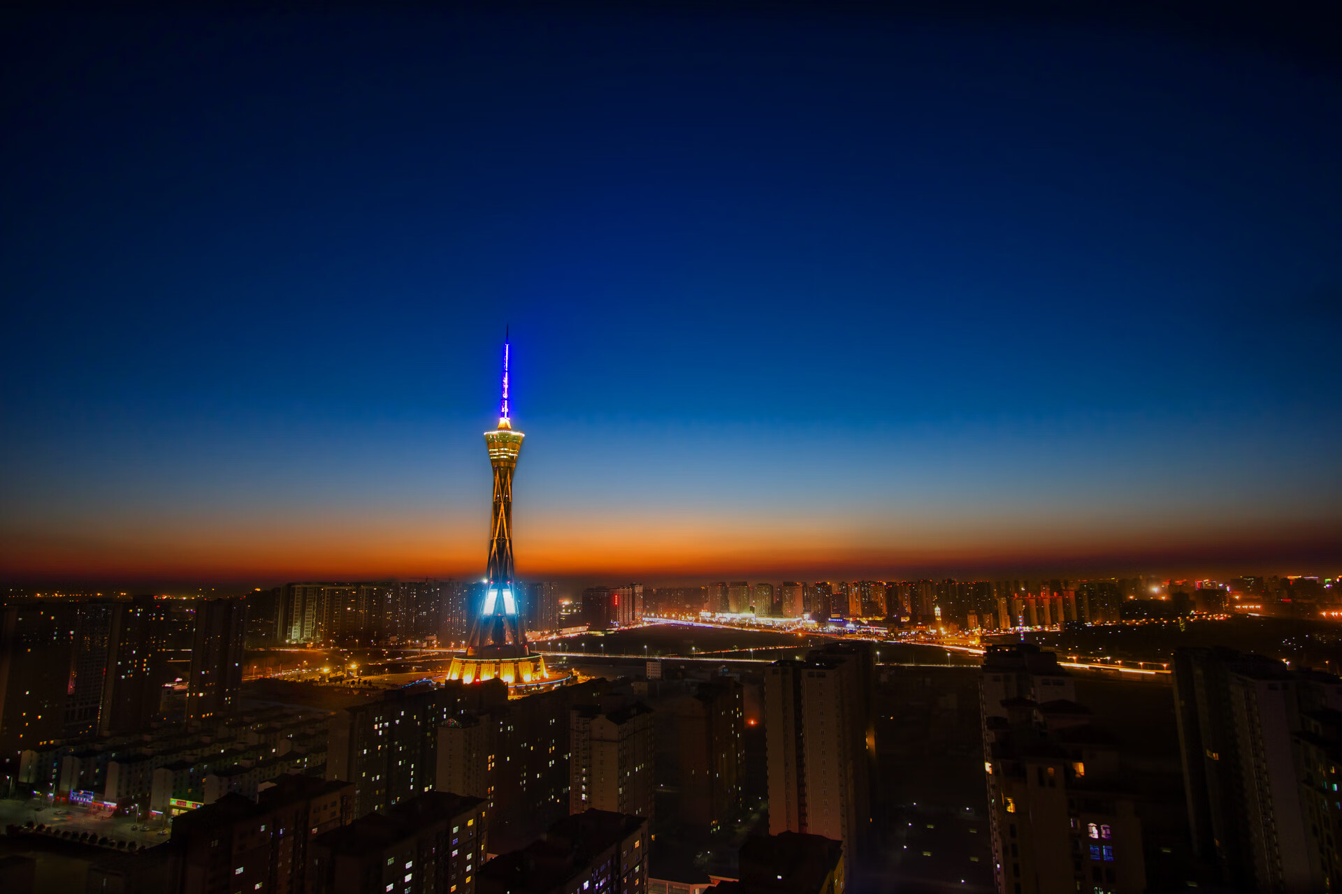 逆境亮剑，沉默领袖，布伦森关键战的蜕变将才