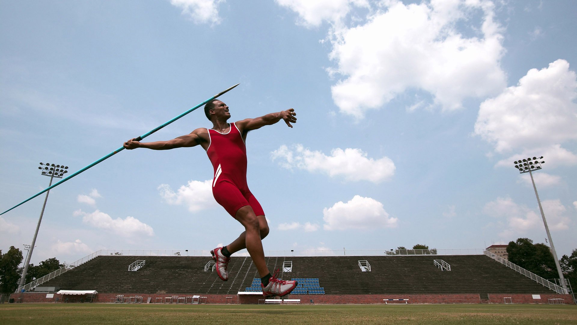 赖斯手术刀切割,挪威闪电五连鞭击溃西班牙