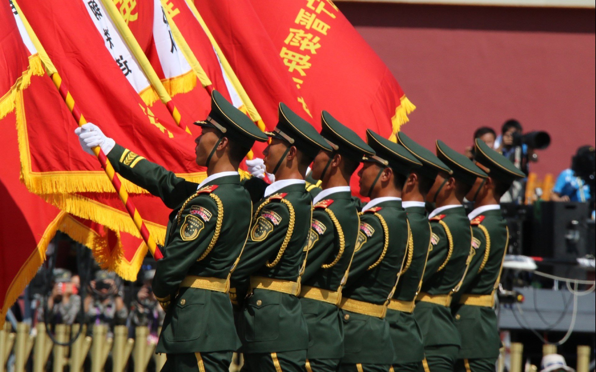 爱游戏娱乐-绝境橙衣魂，2026世界杯淘汰赛，荷兰逆转摩洛哥，哈兰德以神级表现书写唯一传奇